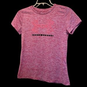 EUC Under Armour Women's Activewear, "Loose" Heatgear, Raspberry Pink, Size S